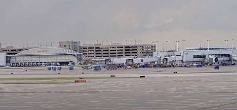 Изображение с веб-камеры: Международный Аэропорт Мидуэй, Чикаго