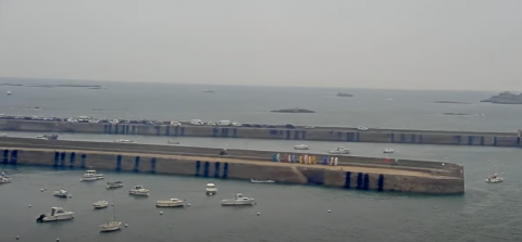 Utsikt över Roscoffs hamn från kameran